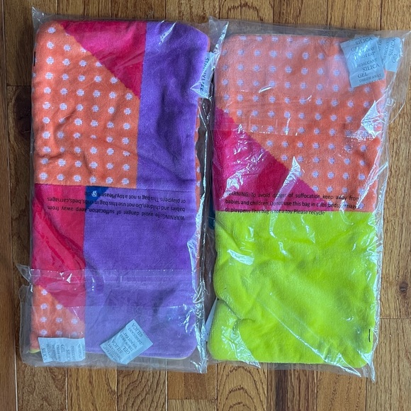 SunnyLife beach pillows (2) - Picture 2 of 3